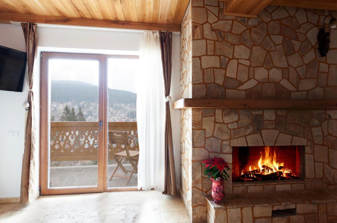 Hotel Casa Belcin Buşteni Esterno foto